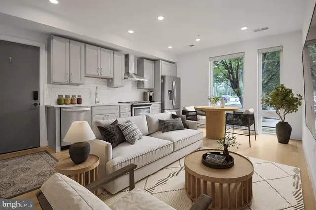 $575,000 | 4339 Harrison Street Northwest, Unit 3, Washington, DC 20015