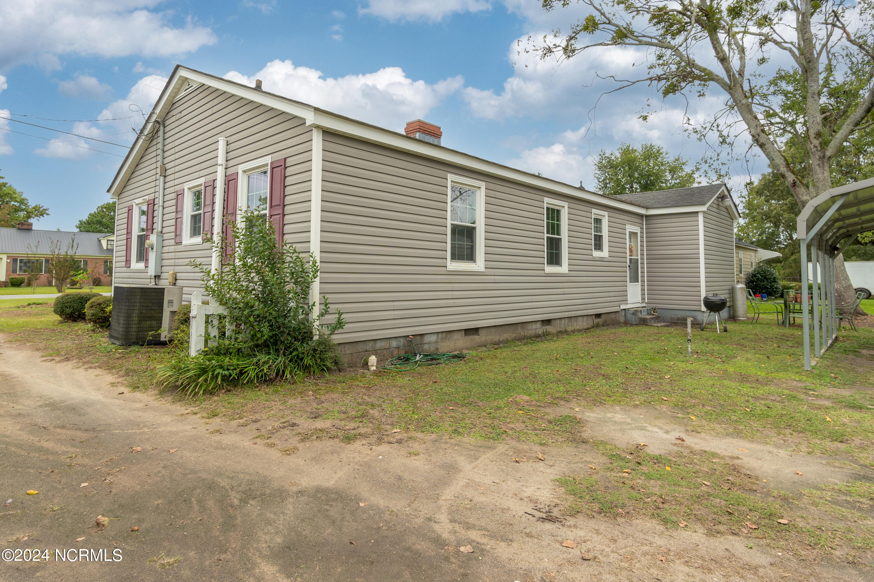 168 Collier-Loftin Road Kinston, NC 28504 - Photo 26 of 34 168 Collier Loftin-135