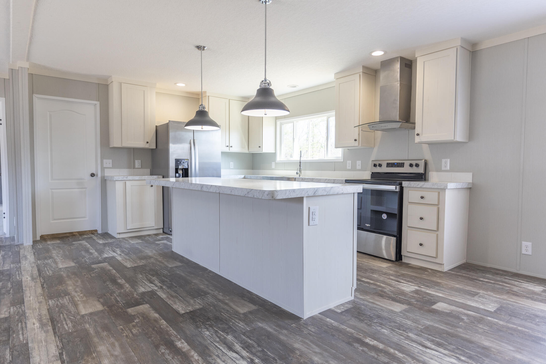 120 Wilder Road St. Stephen, SC 29479 - Photo 7 of 24 120 Wilder 022625--8