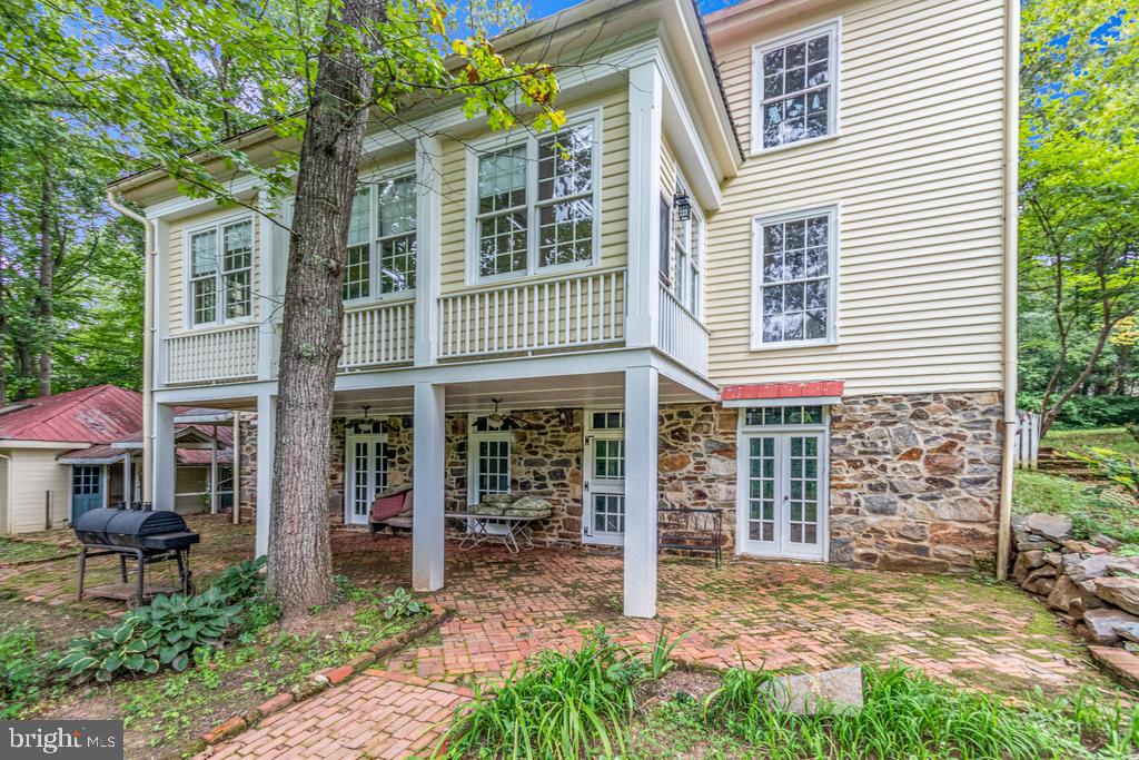 807 Holly Corner Road Fredericksburg, VA 22406 - Photo 40 of 57 a front view of a house with a porch