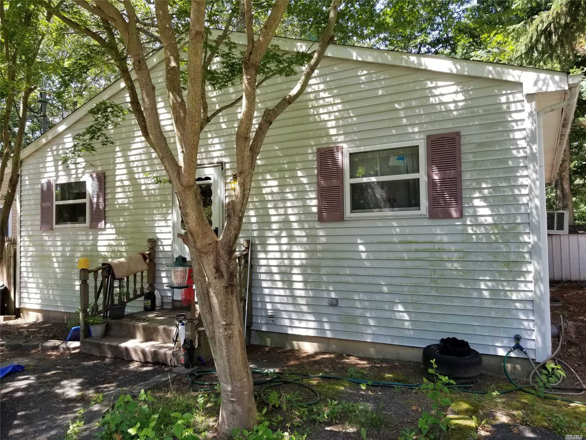102 Wauwepex Trail Ridge, NY 11961 - Photo 1 of 1 Gallery Image 1