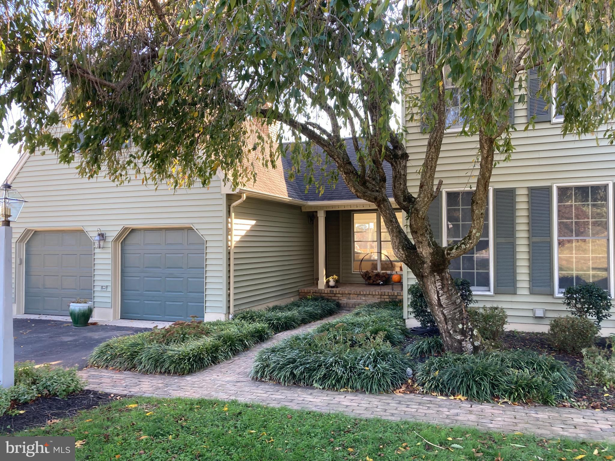 1419 Pond Ridge Drive Pasadena, MD 21122 - Photo 41 of 49 Charming home with inviting landscape.