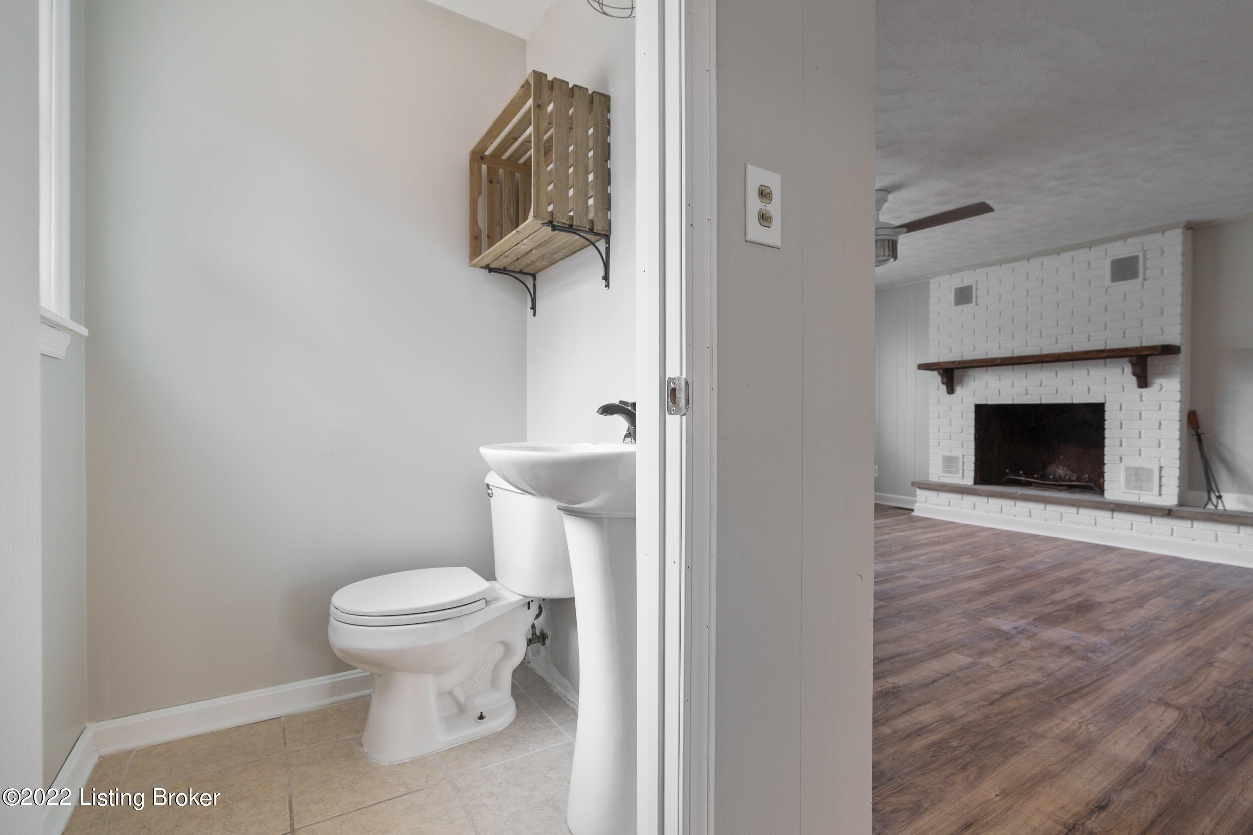 8250 Virginia Road Louisville, KY 40258 - Photo 21 of 41 8250 Virgina Road-34