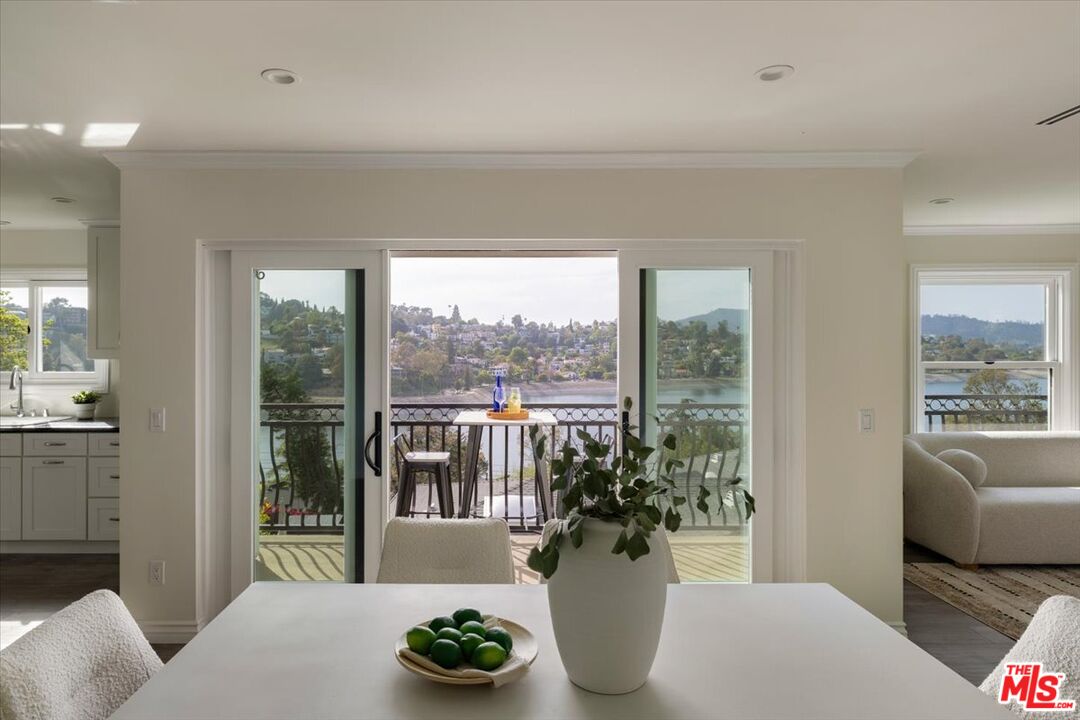 2348 Baxter Street Los Angeles, CA 90039 - Photo 15 of 35