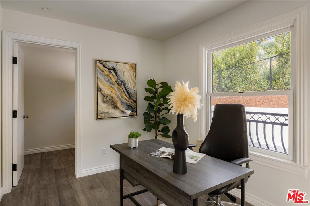 2348 Baxter Street Los Angeles, CA 90039 - Photo 24 of 35