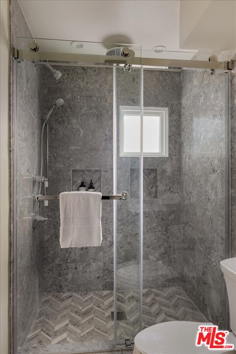 2348 Baxter Street Los Angeles, CA 90039 - Photo 26 of 35