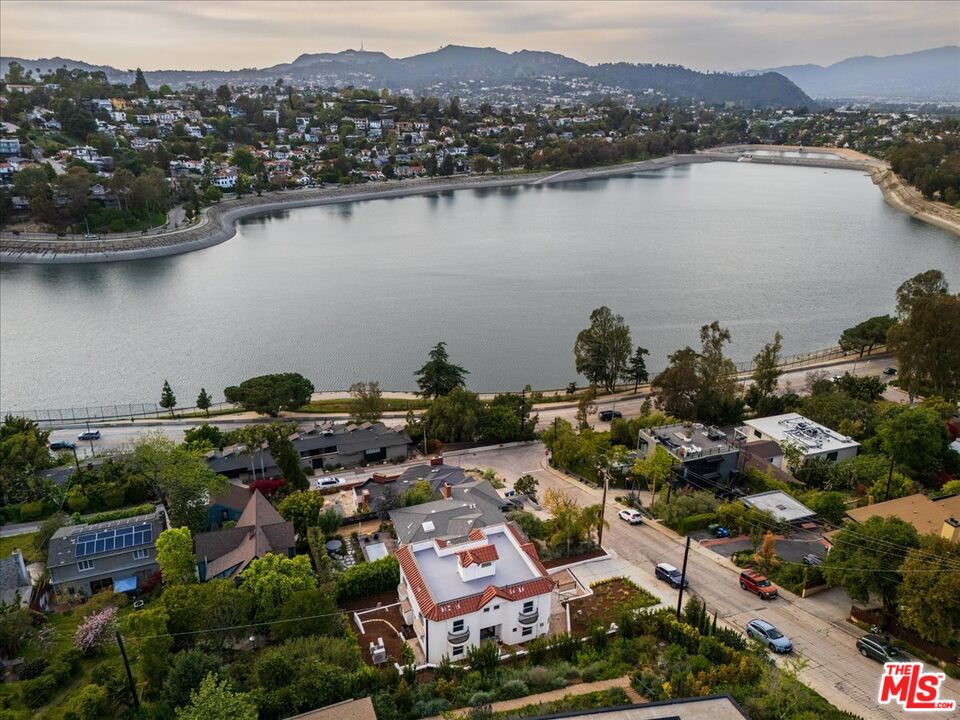 2348 Baxter Street Los Angeles, CA 90039 - Photo 31 of 35