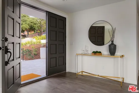 $1,995,000 | 2348 Baxter Street, Los Angeles, CA 90039