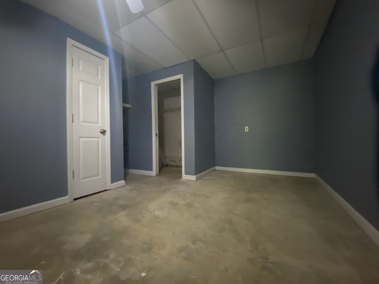 293 Osage Circle Byron, GA 31008 - Photo 29 of 31 a view of an empty room and closet area