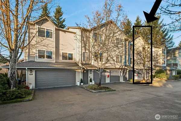 $450,000 | 4808 Northeast Sunset Boulevard, Unit B105, Renton, WA 98059
