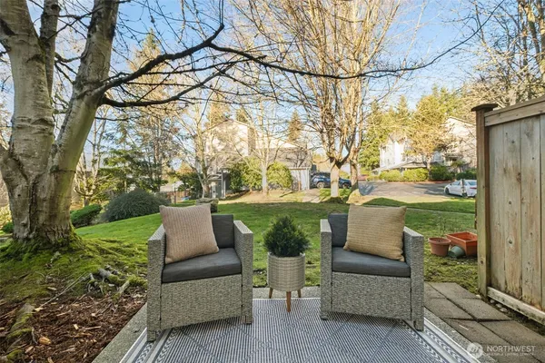 $450,000 | 4808 Northeast Sunset Boulevard, Unit B105, Renton, WA 98059