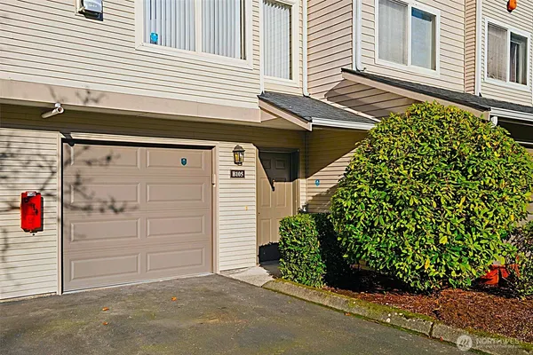 $450,000 | 4808 Northeast Sunset Boulevard, Unit B105, Renton, WA 98059