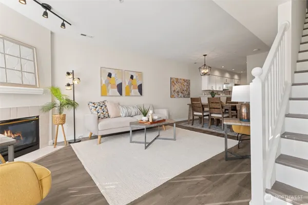 $450,000 | 4808 Northeast Sunset Boulevard, Unit B105, Renton, WA 98059