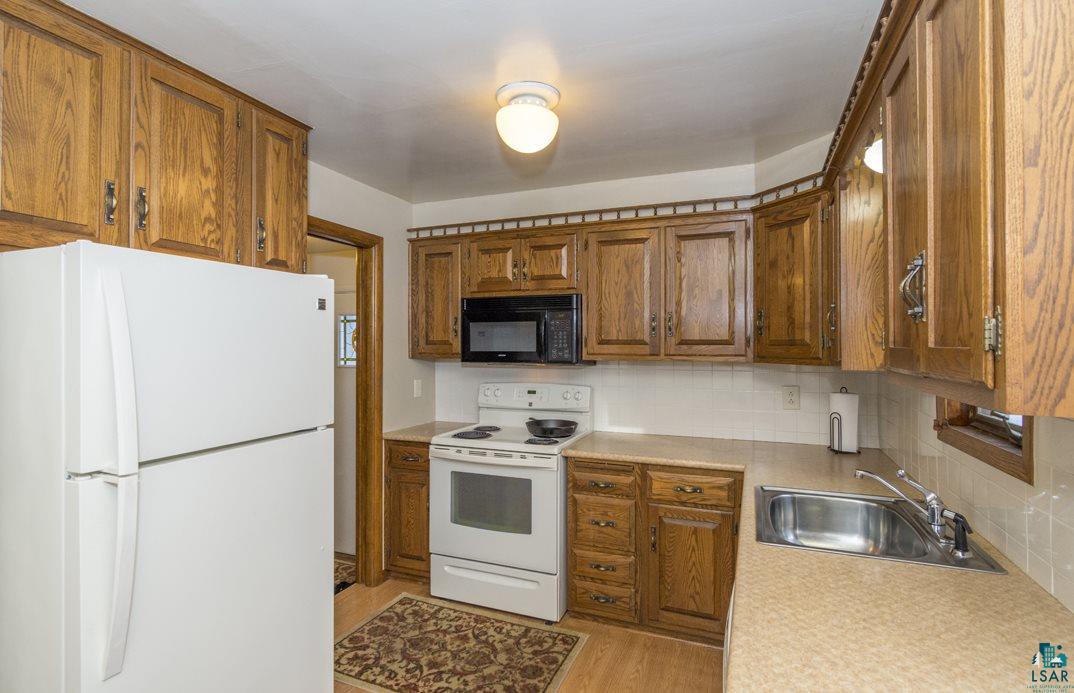 2542 Morris Thomas Road Duluth, MN 55811 - Photo 4 of 12 Gallery Image 4