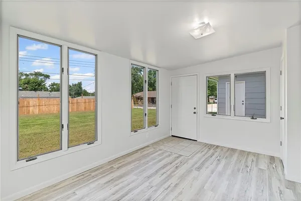 $300,000 | 207 Kristine Avenue, Clinton, MO 64735