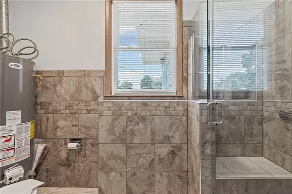 $300,000 | 207 Kristine Avenue, Clinton, MO 64735