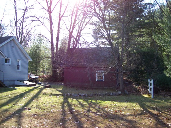 81 NW Road Westfield, MA 01085 - Photo 3 of 14 Gallery Image 3