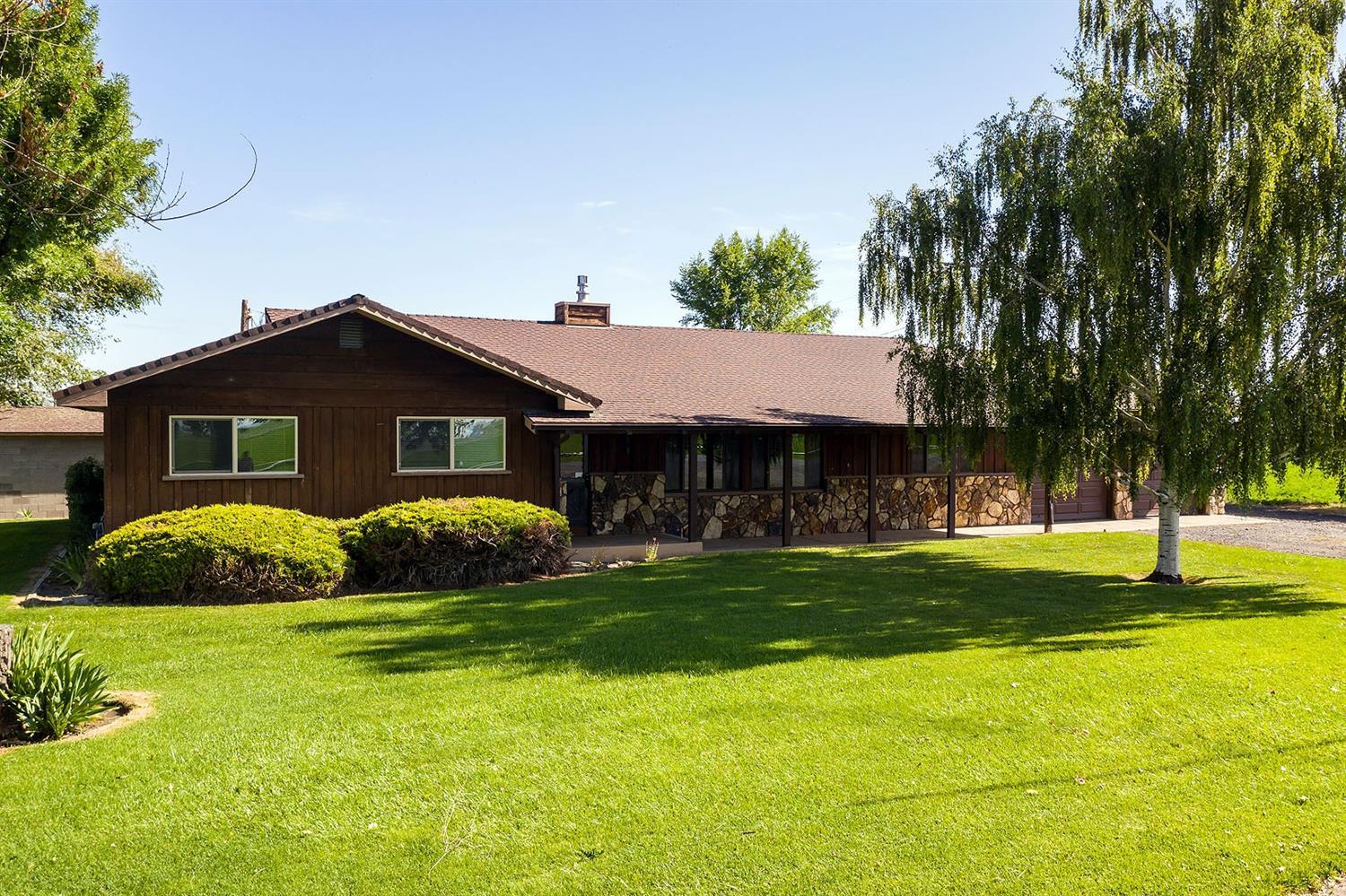 27555 State Line Road Malin, OR 97632 - Photo 1 of 34 Primary Photo