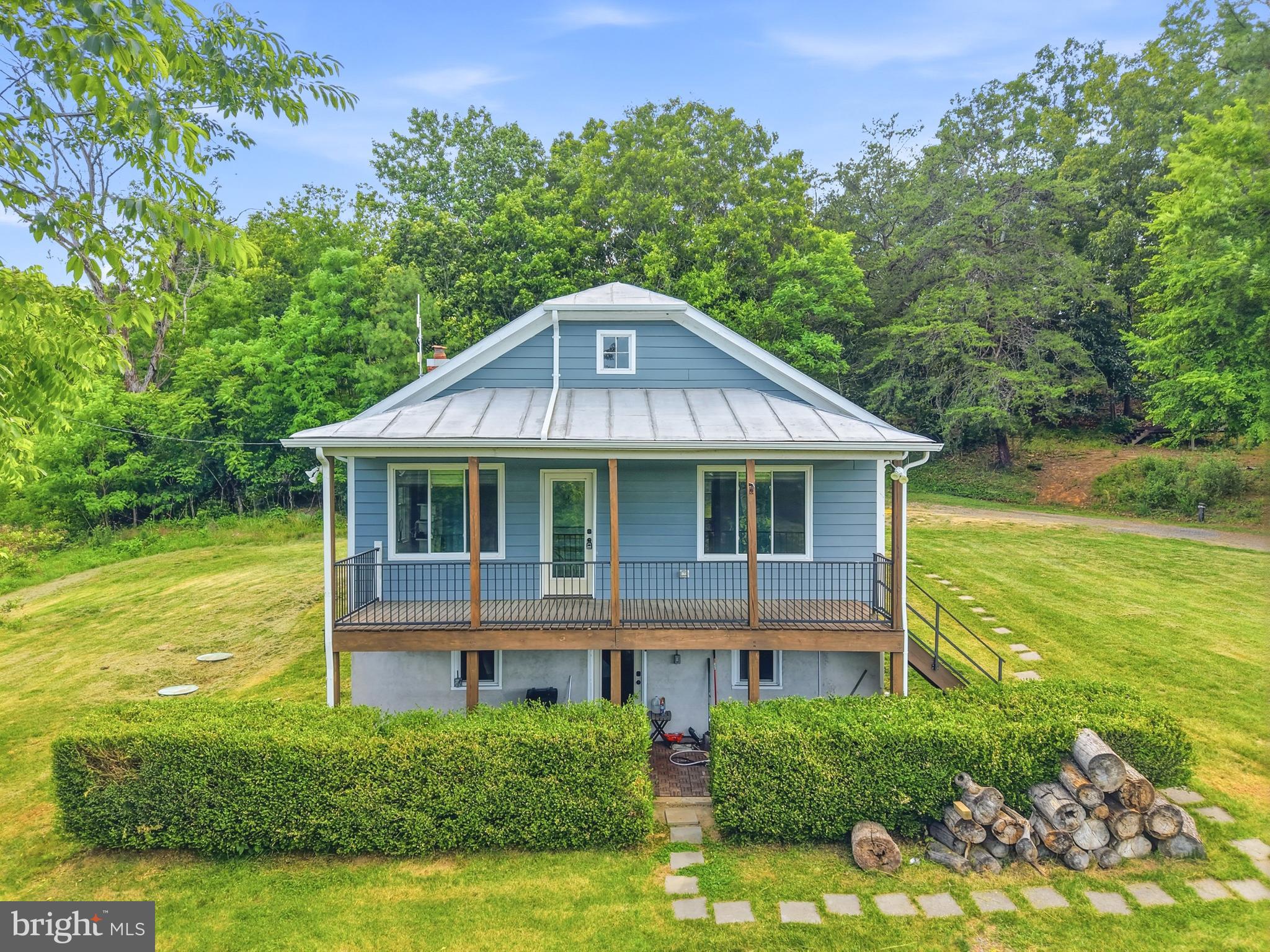 527 Panhandle Road Bentonville, VA 22610 - Photo 5 of 51 Updated Bungalow