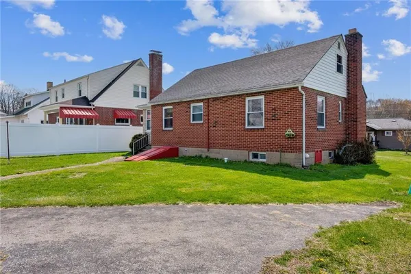 $149,800 | 143 7th Street, New Florence, PA 15944