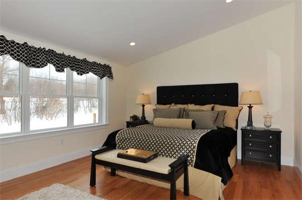 301 Maple Avenue, Unit 301 Rutland, MA 01543 - Photo 9 of 17