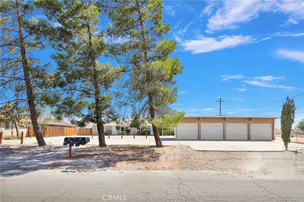 20933 Sioux Road, Unit 4 Apple Valley, CA 92308 - Photo 16 of 17