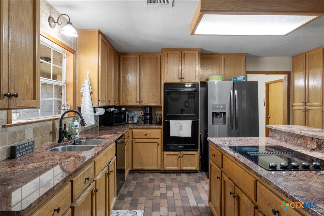 13391 Cedar Valley Road Salado, TX 76571 - Photo 11 of 38