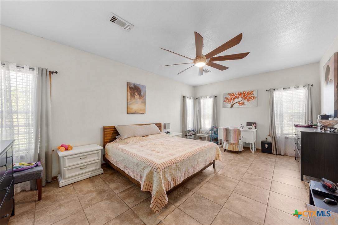 13391 Cedar Valley Road Salado, TX 76571 - Photo 13 of 38