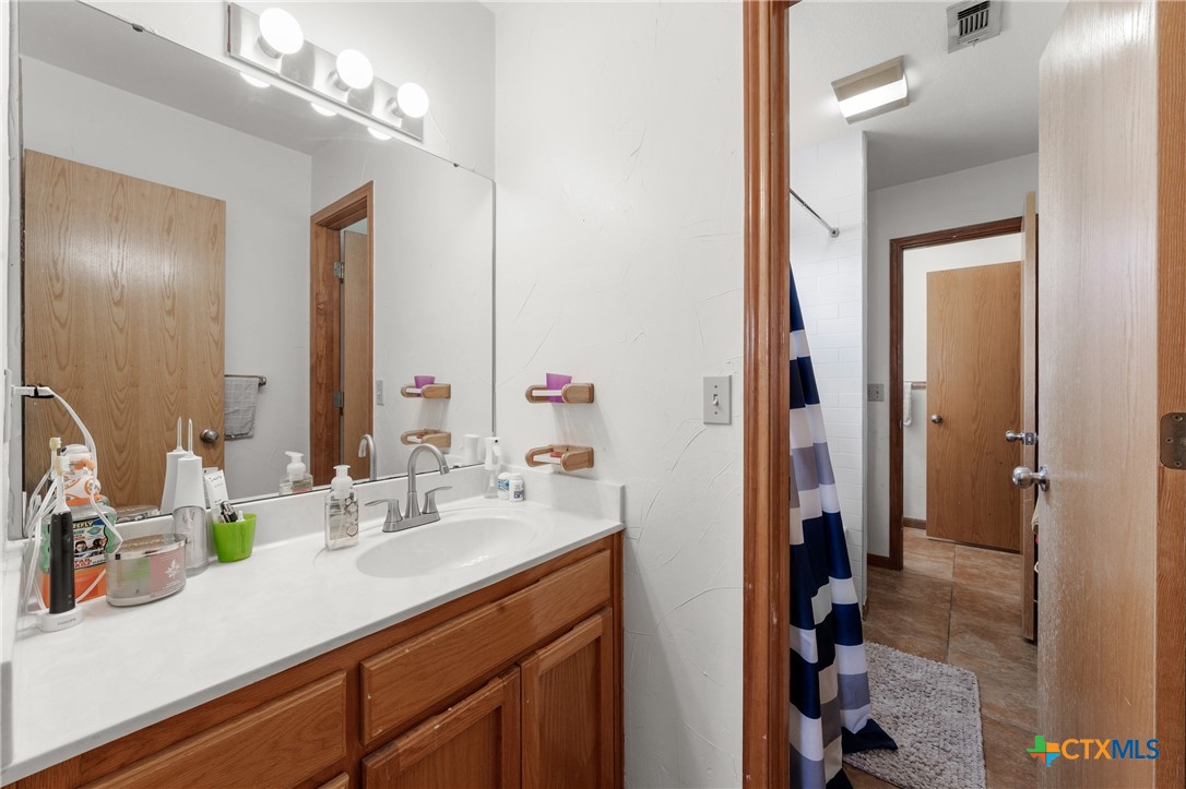 13391 Cedar Valley Road Salado, TX 76571 - Photo 21 of 38