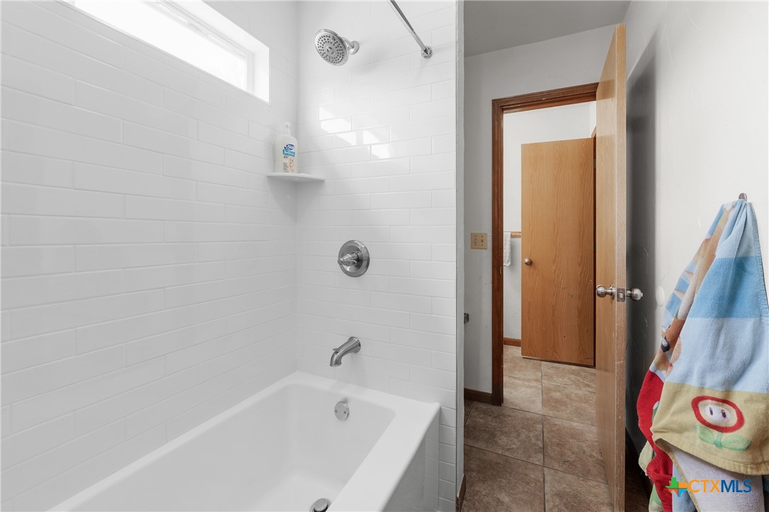 13391 Cedar Valley Road Salado, TX 76571 - Photo 22 of 38