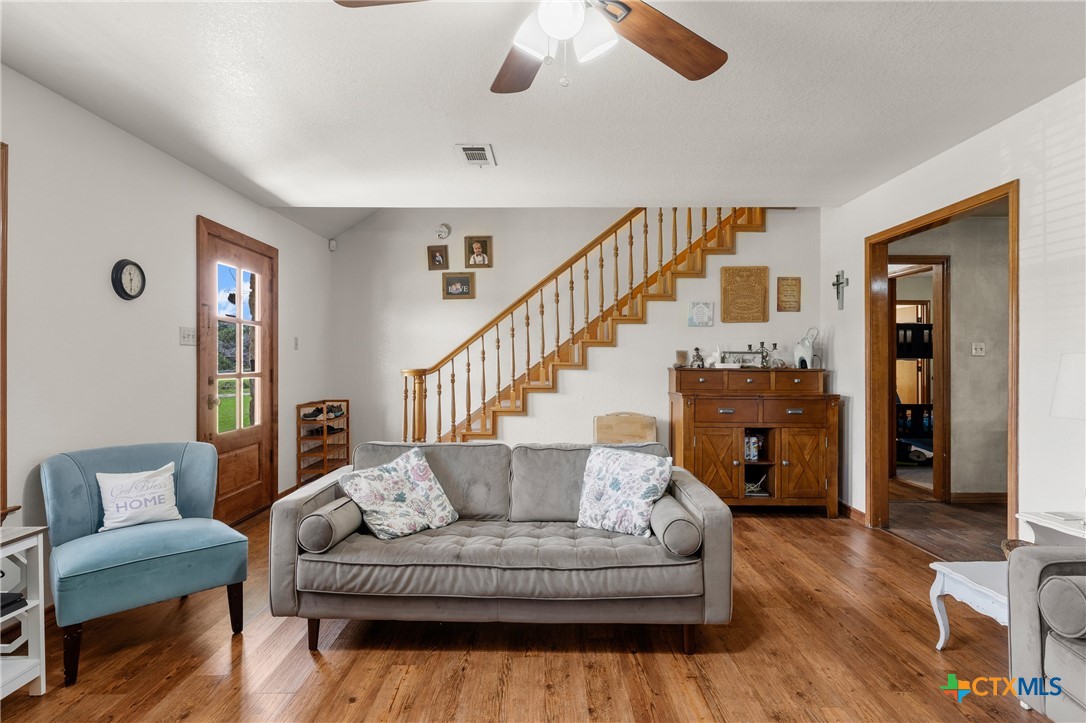 13391 Cedar Valley Road Salado, TX 76571 - Photo 9 of 38