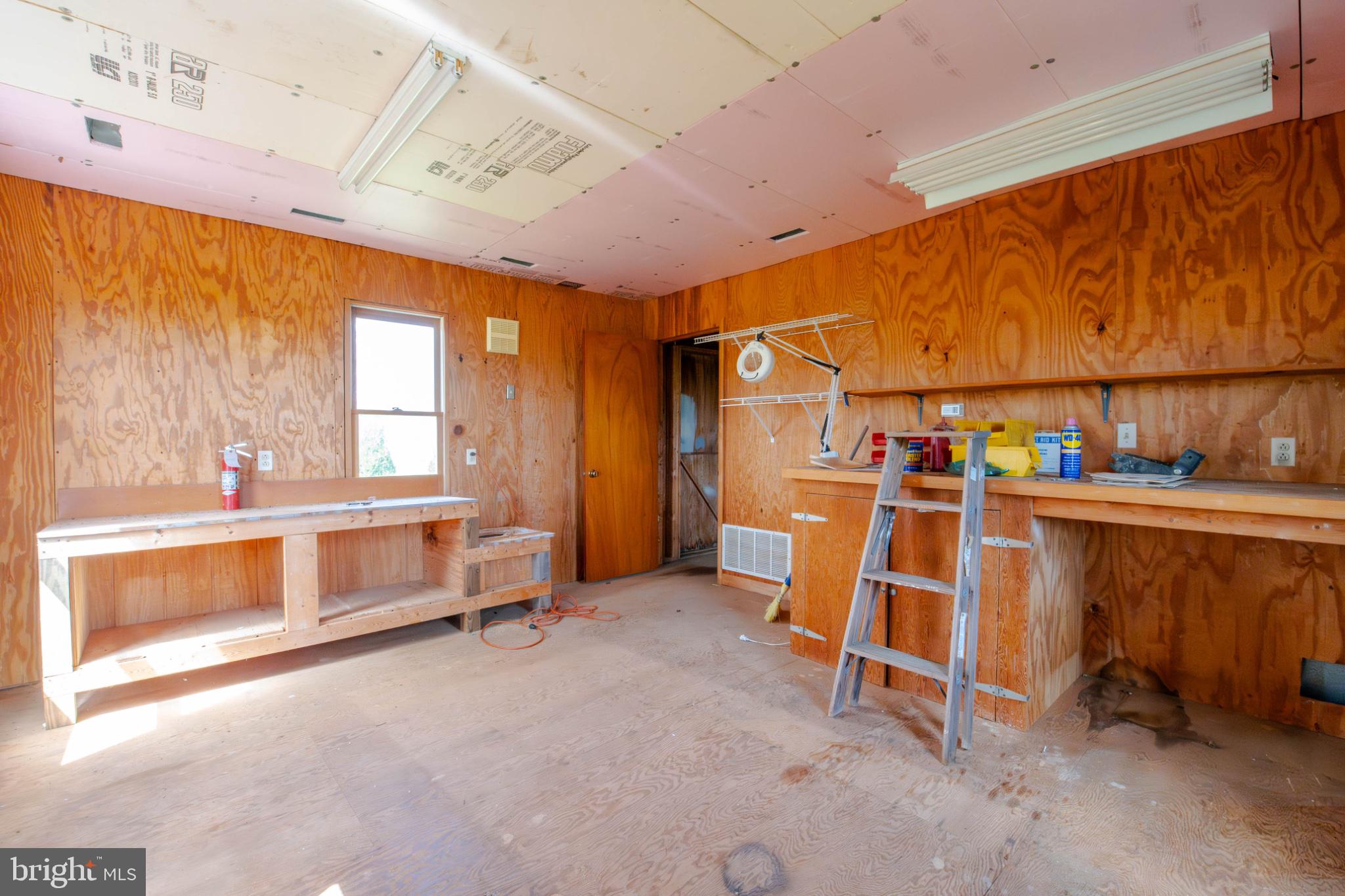 1909 Nelson Mill Road Jarrettsville, MD 21084 - Photo 64 of 65 Spacious workshop ready for creativity.