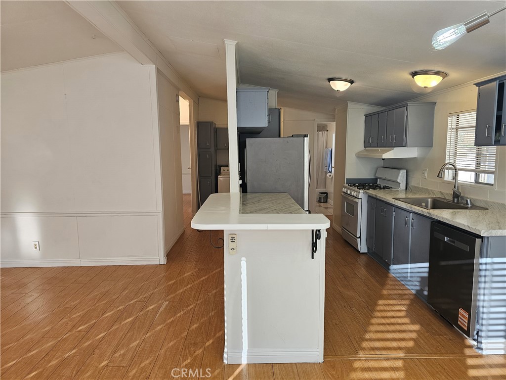 9878 Wilson Ranch Road Phelan, CA 92371 - Photo 11 of 27