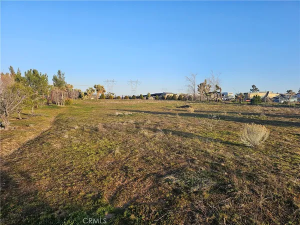 $349,000 | 9878 Wilson Ranch Road, Phelan, CA 92371