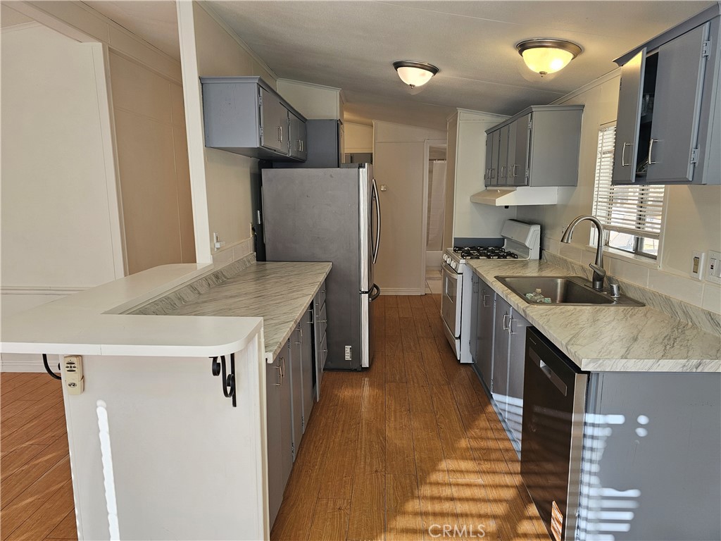 9878 Wilson Ranch Road Phelan, CA 92371 - Photo 10 of 27