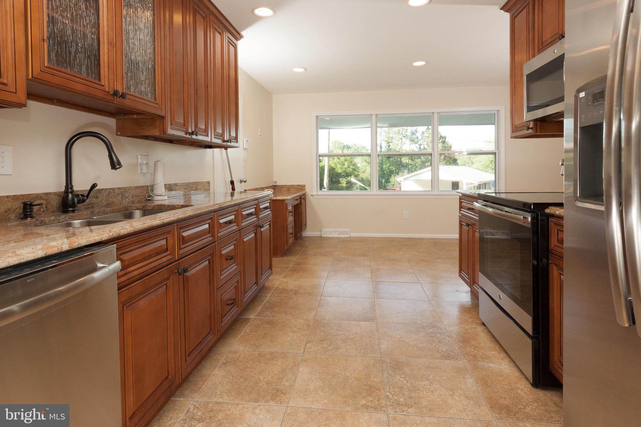 2009 Arona Road Fort Washington, MD 20744 - Photo 4 of 20 Gallery Image 4