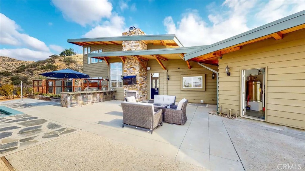 7300 Santa Susana Pass Road Simi Valley, CA 93063 - Photo 15 of 36