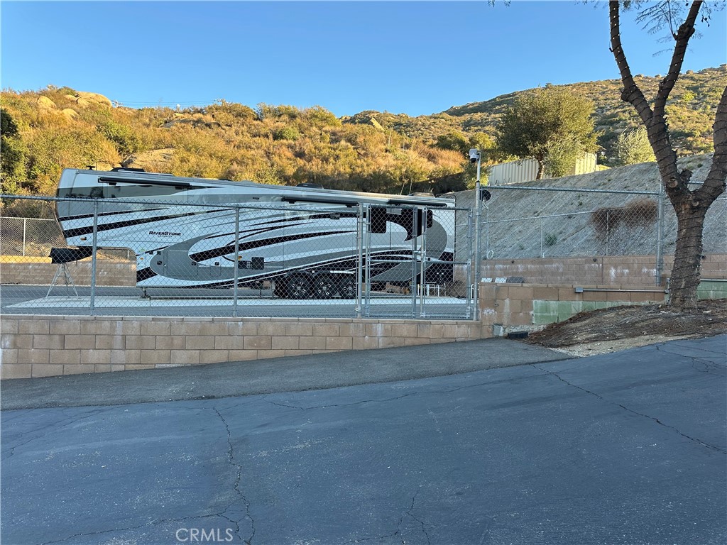 7300 Santa Susana Pass Road Simi Valley, CA 93063 - Photo 23 of 36