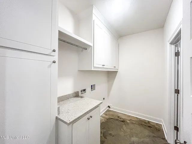 $289,200 | 961 Riverside Lane, Pearl, MS 39208