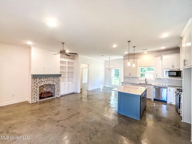 $289,200 | 961 Riverside Lane, Pearl, MS 39208