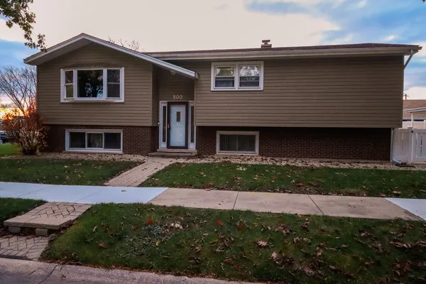 $3,200 | 500 Westwood Avenue, Lombard, IL 60148