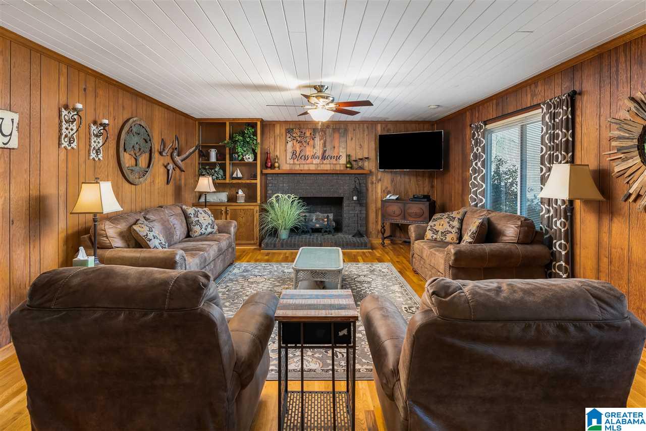 244 Lakeshore Lane Oneonta, AL 35121 - Photo 6 of 23