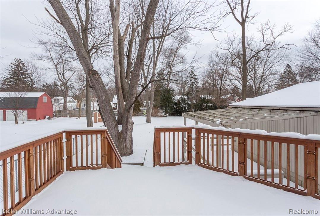 22620 Power Road Farmington, MI 48336 - Photo 25 of 32 42-Power Rd_22620.jpg