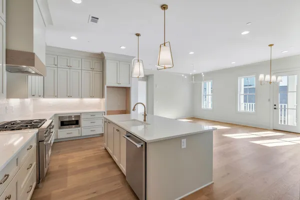 $785,000 | 6037 Whitman Road, Unit 202, Franklin, TN 37064