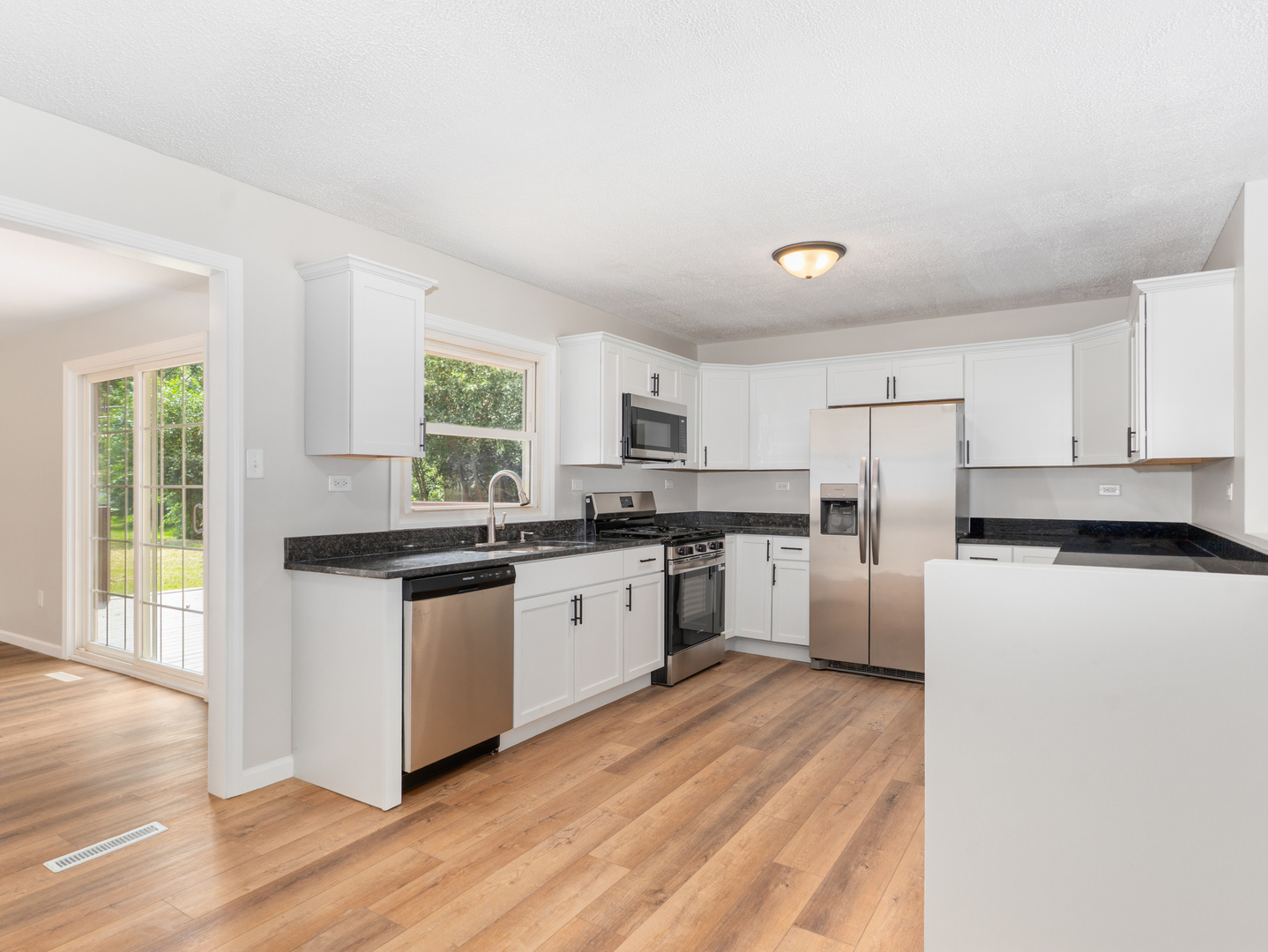 23523 West Renwick Road Plainfield, IL 60586 - Photo 13 of 34 Gallery Image 13