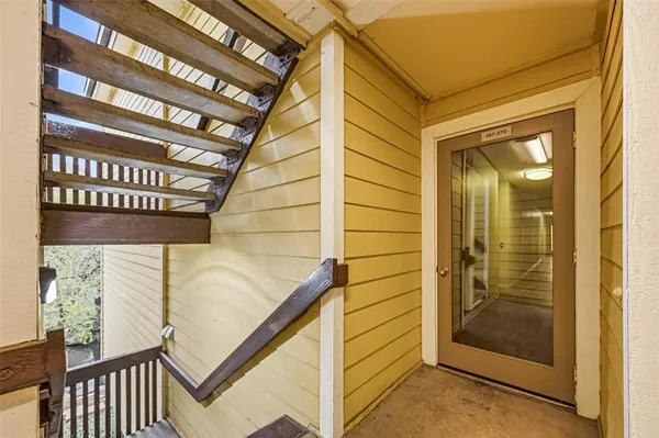 a view of entryway