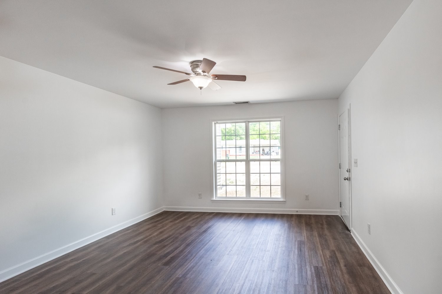 221 Fry Lane Pulaski, TN 38478 - Photo 9 of 28