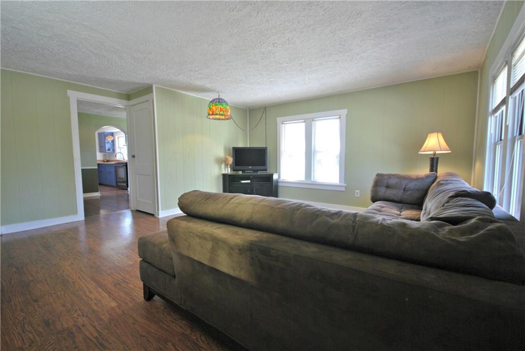 873 Terrace Lake Road Columbus, IN 47201 - Photo 11 of 25 Gallery Image 11