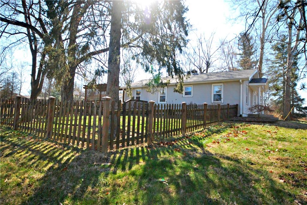 873 Terrace Lake Road Columbus, IN 47201 - Photo 3 of 25 Gallery Image 3