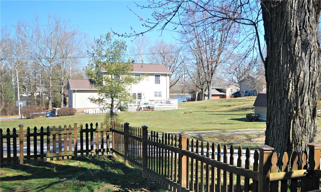 873 Terrace Lake Road Columbus, IN 47201 - Photo 22 of 25 Gallery Image 22